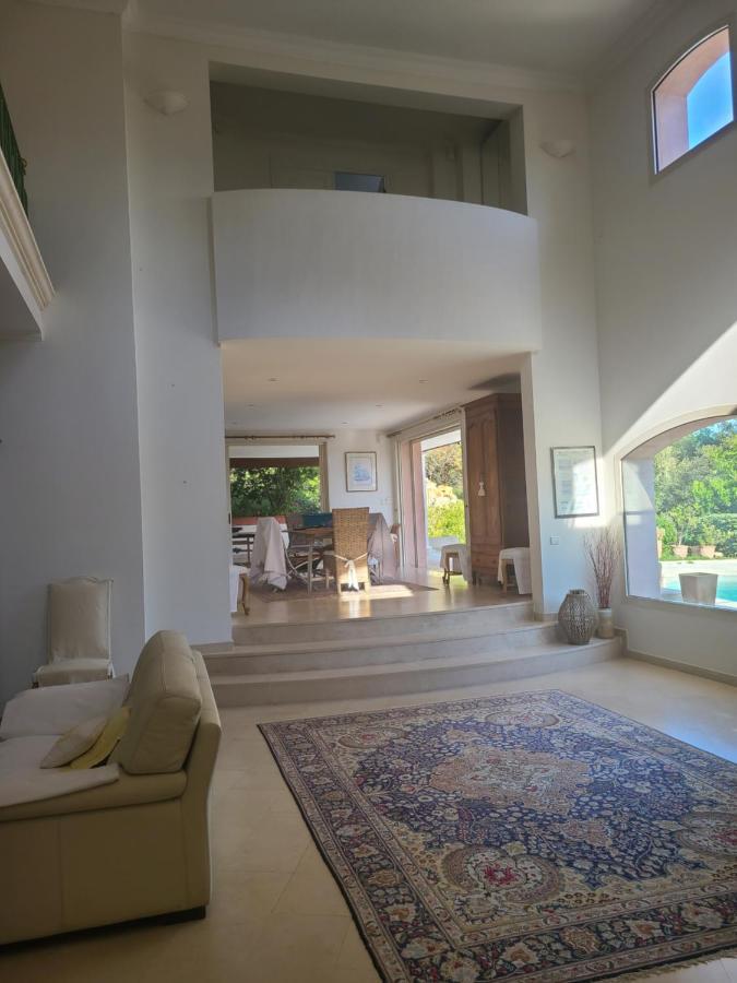Villa Mycenes Gareoult Экстерьер фото